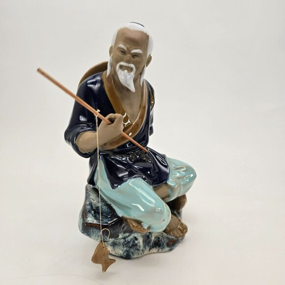 Mudman Figurine Elderly Fisherman On Rock Holding Fishing Rod Vintage Art JE137 - Picture 1 of 10